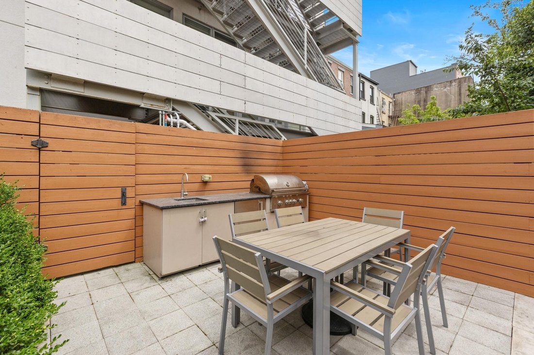 Condo in Hoboken, New Jersey, United States 3 - 18674408