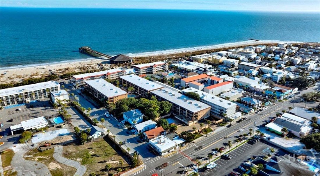 Condo in Tybee Island, Georgia, United States 4 - 18677083