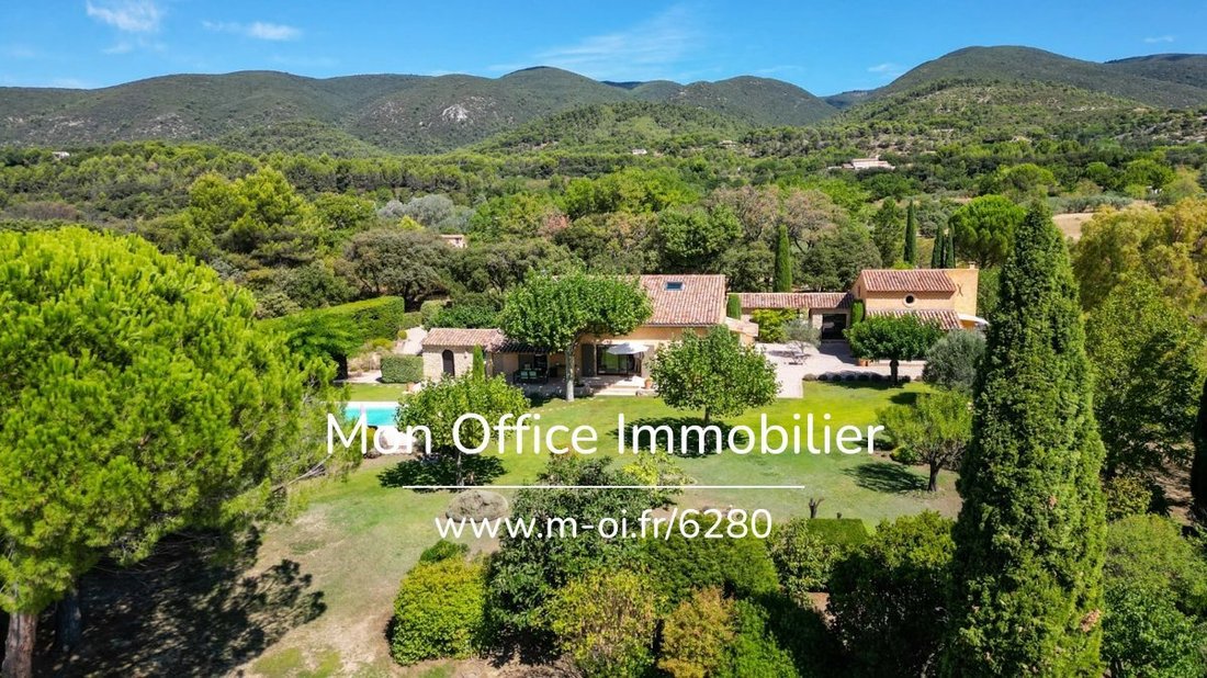 House in Cucuron, Provence-Alpes-Côte d'Azur, France 3 - 18675714