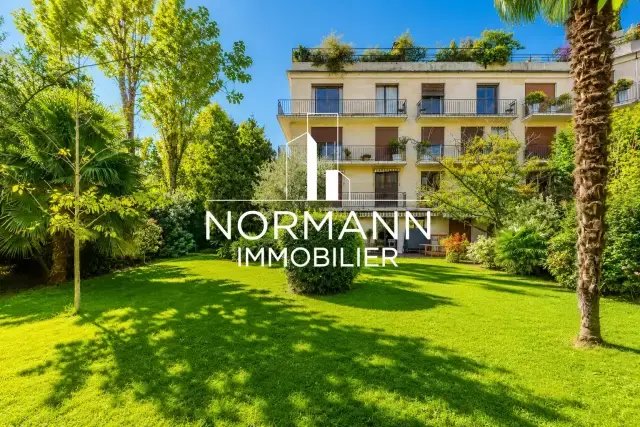 Apartment in La Plaine des Sablons, Neuilly-sur-Seine, France 1 - 18439625