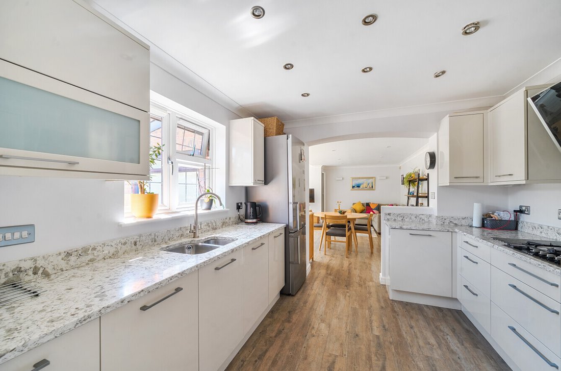 House in Lymington, England 2 - 18674660