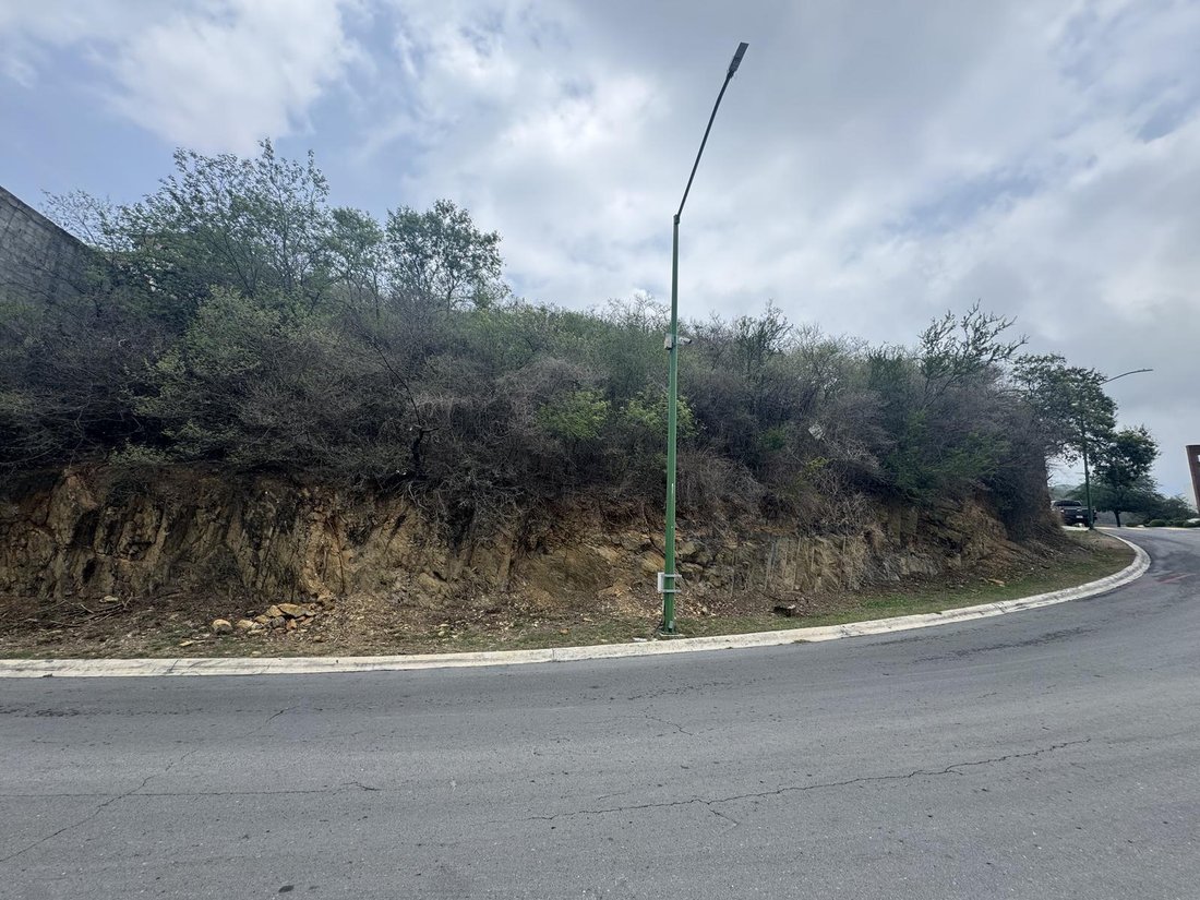 Land in Monterrey, Nuevo Leon, Mexico 1 - 18675394