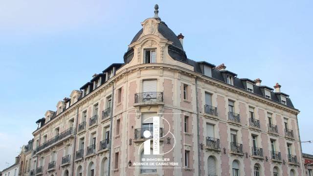 Apartment in Fontainebleau, Ile-de-France, France 1 - 17341892