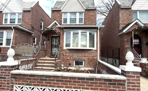 House in New York, New York, United States 1