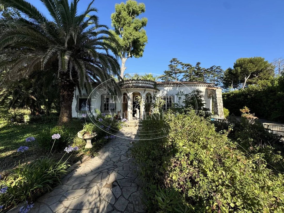 Villa in Les Bastides, Antibes, France 3 - 16012481