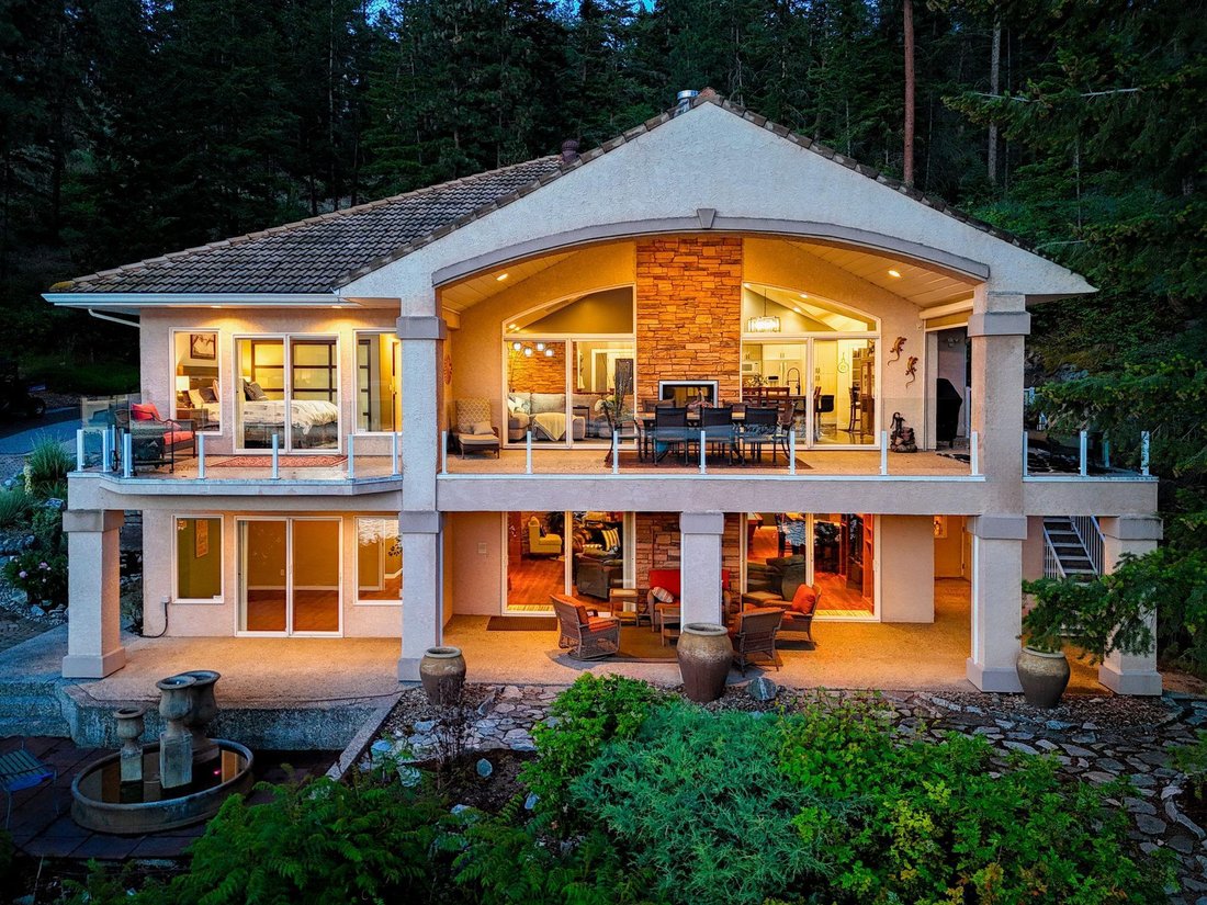Haus in Lake Country, Britisch-Kolumbien, Kanada 2 - 18111575