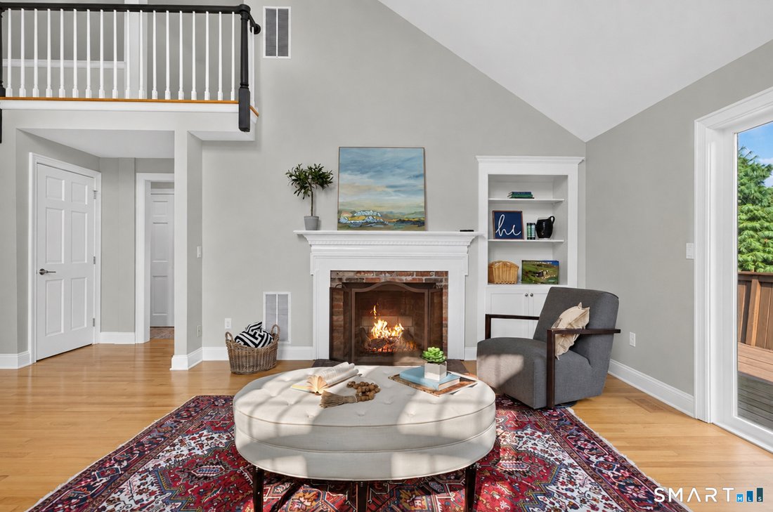 Condo in Glastonbury, Connecticut, United States 4 - 18677398