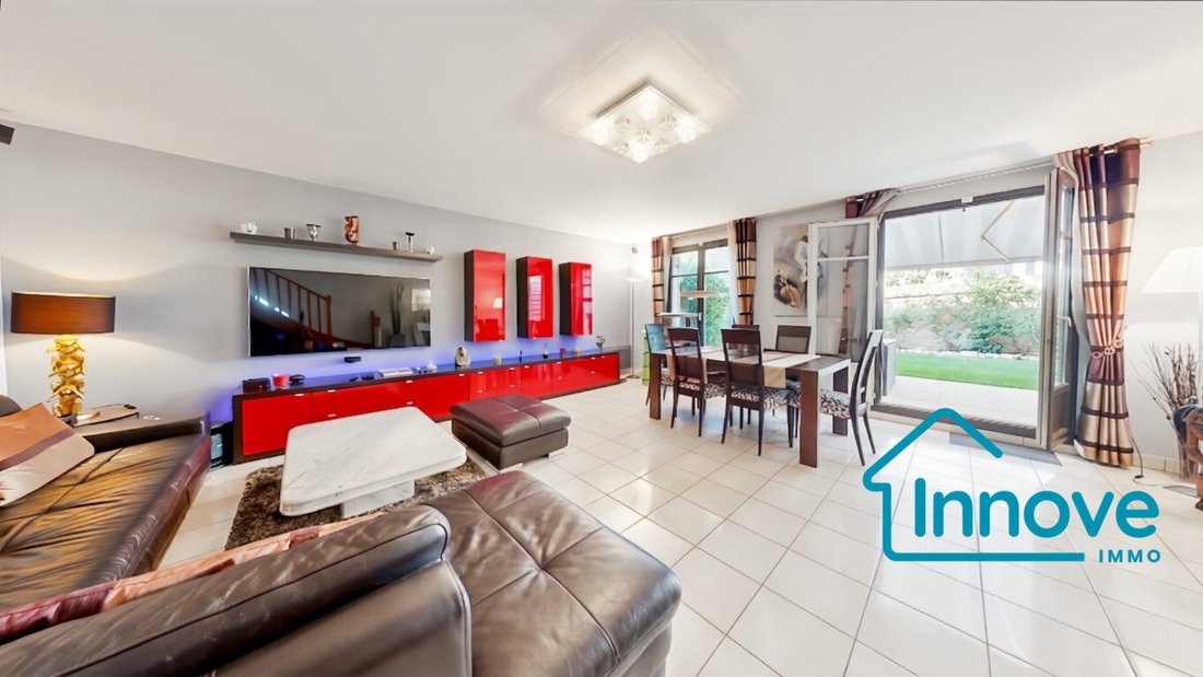 House in Le Chesnay, Le Chesnay-Rocquencourt, France 2 - 18678389
