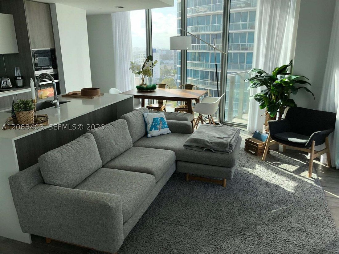 Condo in Miami, Florida, United States 1 - 18676862