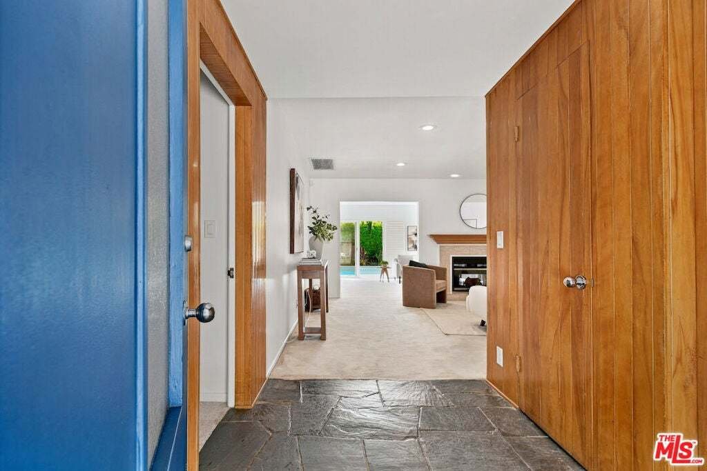 House in Los Angeles, California, United States 2 - 18676006