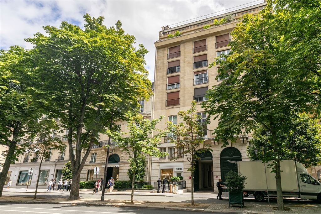 Apartment in Saint Philippe du Roule, Paris 8e Arrondissement, Paris 1 - 18674814