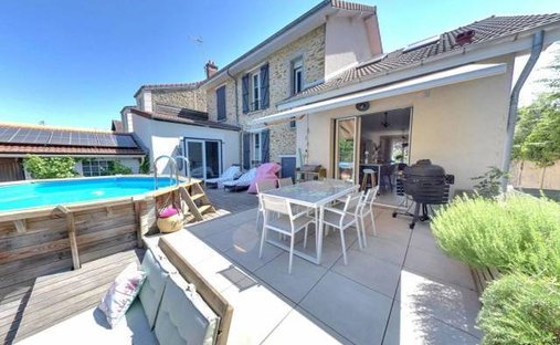 House in Centre Nord, Tournan-en-Brie, France 1