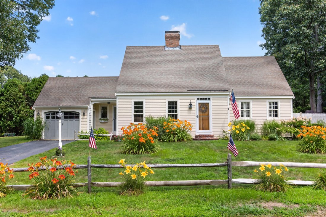 House in Yarmouth, Massachusetts, United States 1 - 18674414