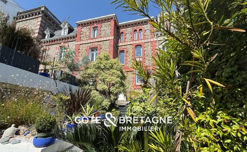 Maison à La Tour d'Auvergne, Saint-Brieuc, France 1