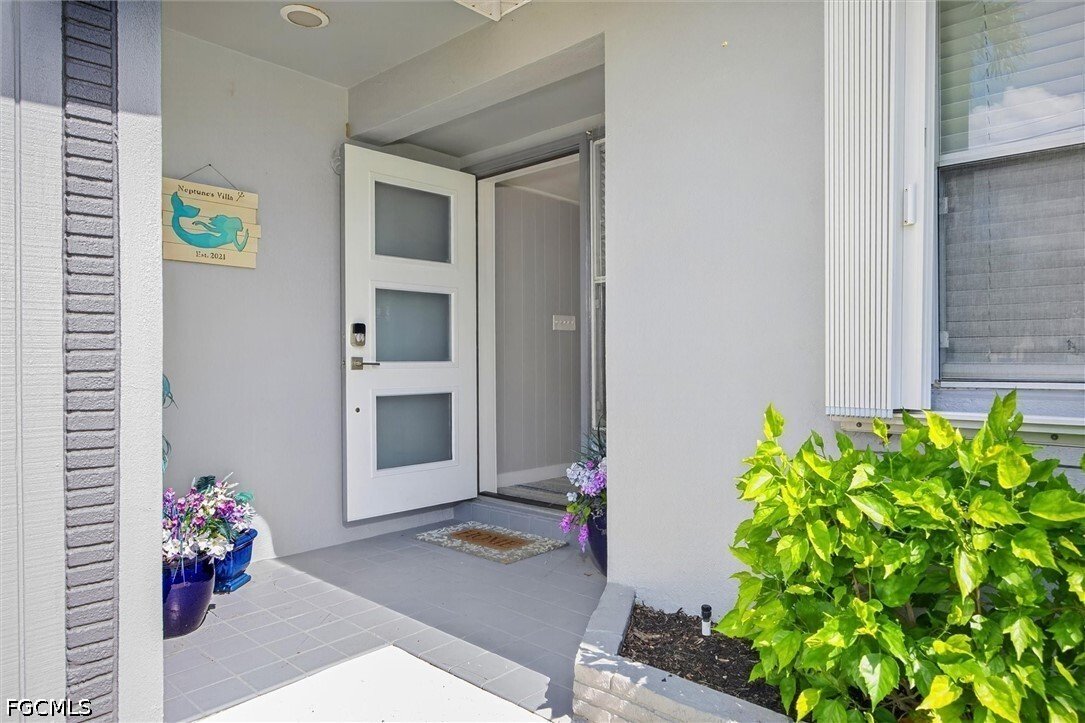 Cape Coral, Florida, United States 4 - 18678304