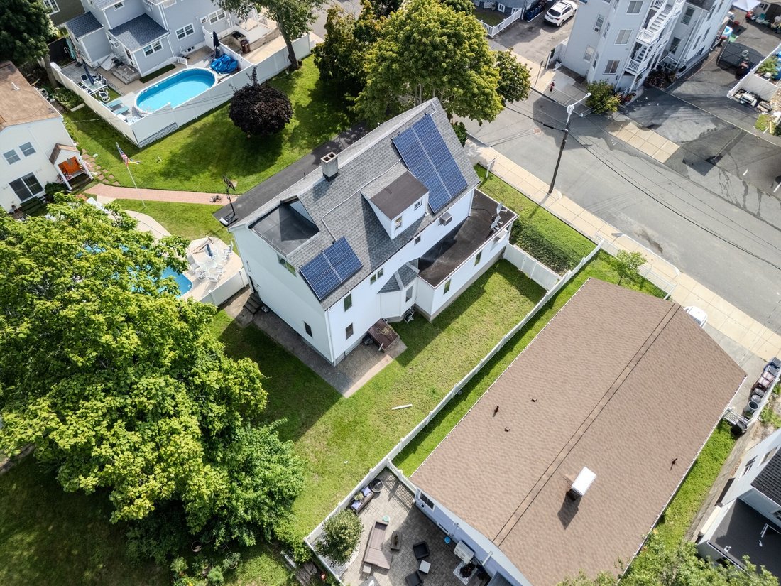 Apartment in Revere, Massachusetts, United States 4 - 18674565