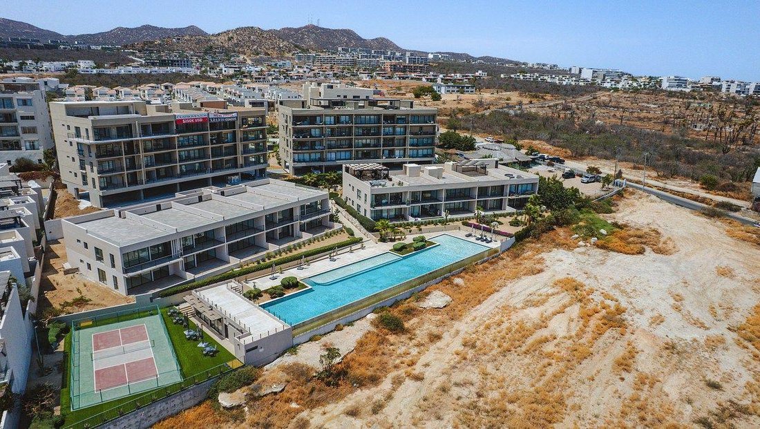 Apartment in Cabo San Lucas, Baja California Sur, Mexico 1 - 18677443