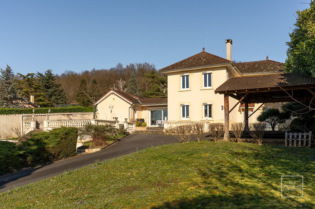 House in Centre Bourg, Neuville-sur-Saone, France 2 - 18676390