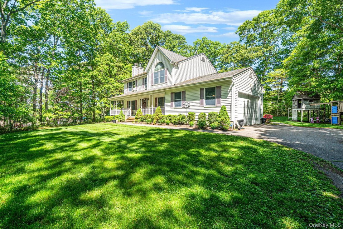 House in Wading River, New York, United States 1 - 18677419