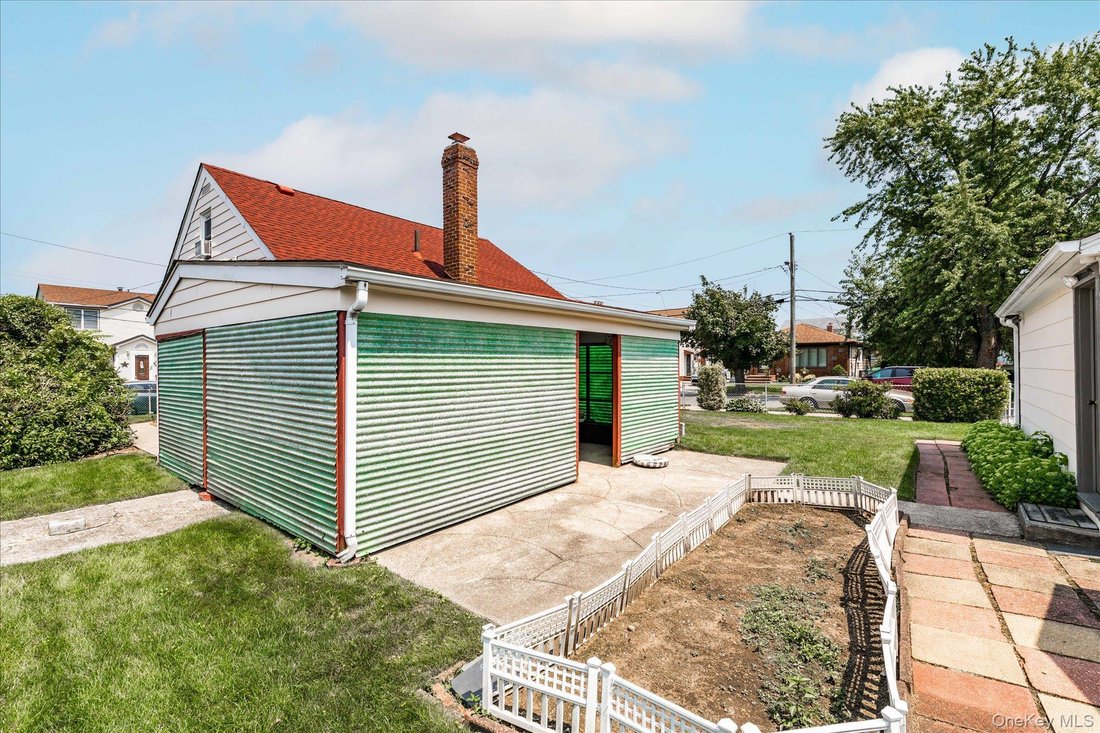 Casa en Elmont, Nueva York, Estados Unidos 4 - 18677526