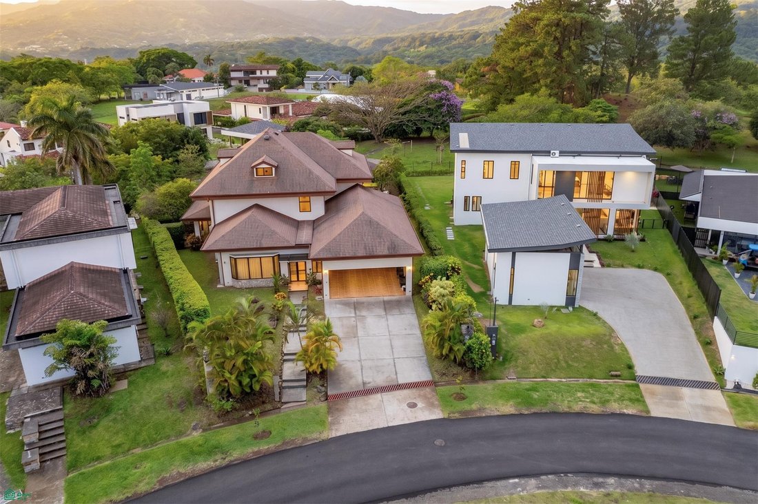 House in Vueltas, Alajuela Province, Costa Rica 1 - 18494513