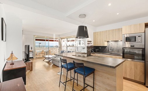 Wohnung in Les Cougoulins-Rastines, Antibes, Frankreich 1