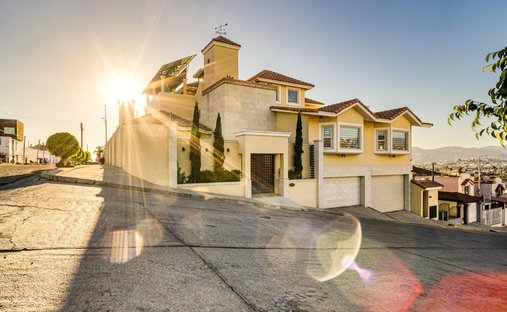 House in Ensenada, Baja California, Mexico 1