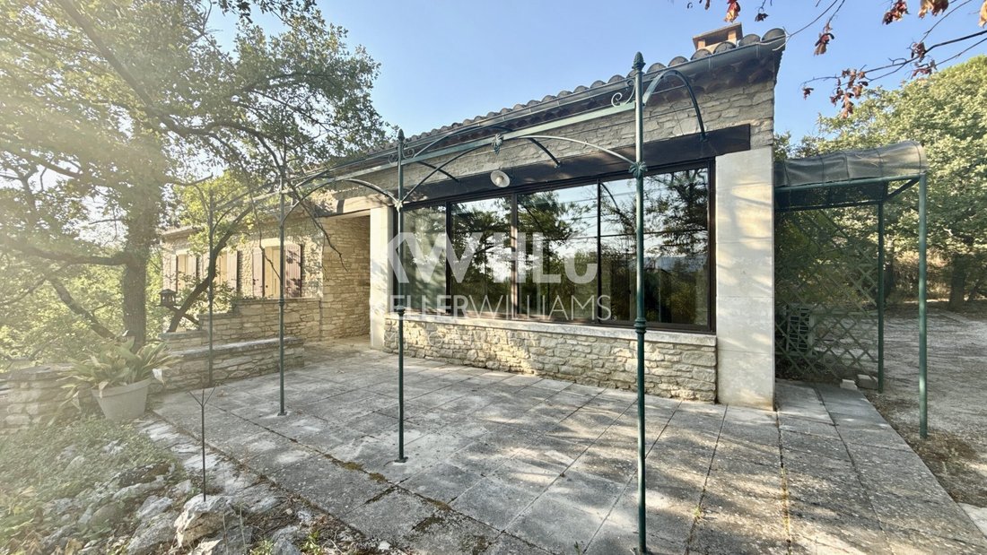 House in Gordes, Provence-Alpes-Côte d'Azur, France 5 - 18496368