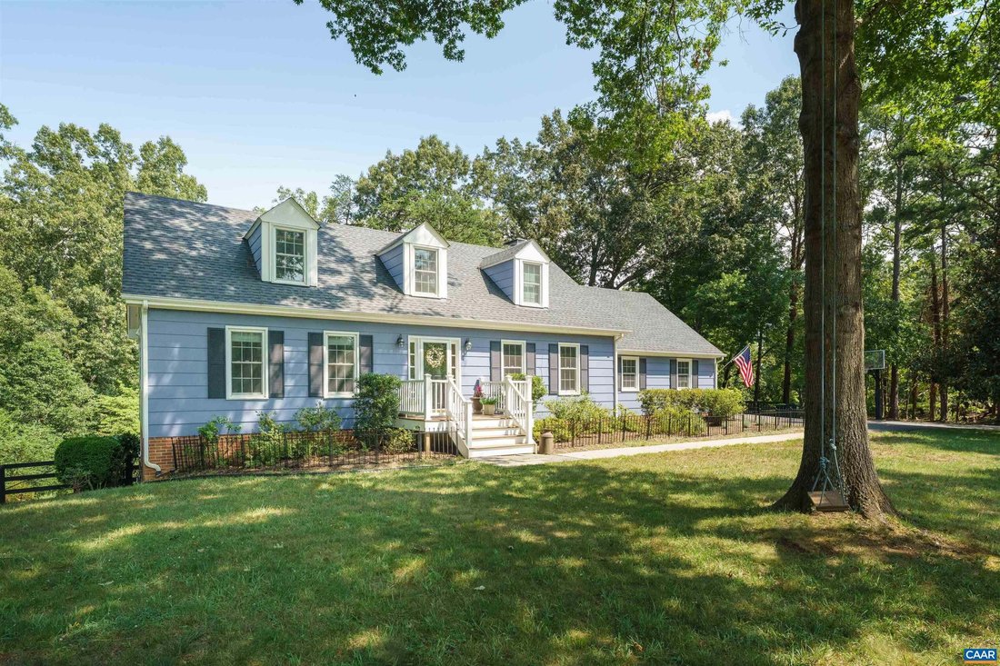 House in Charlottesville, Virginia, United States 3 - 18677954