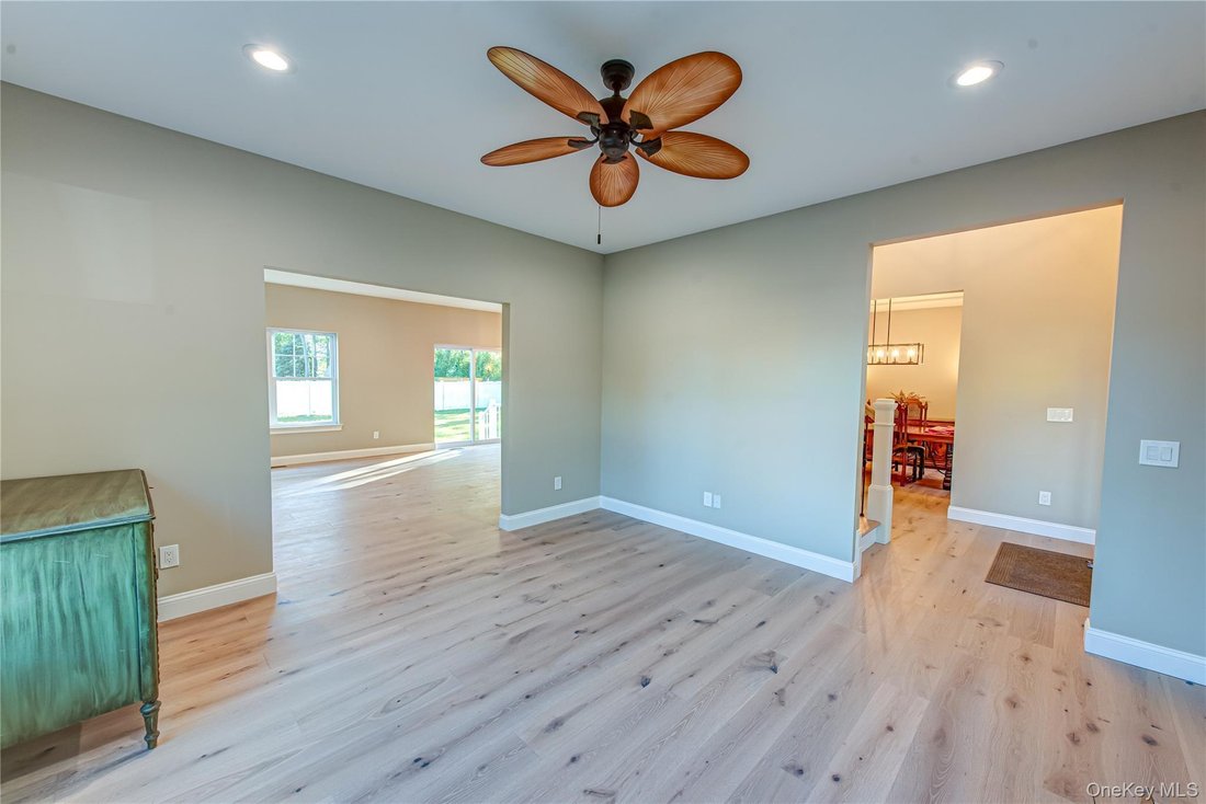 House in Setauket- East Setauket, New York, United States 5 - 18677711