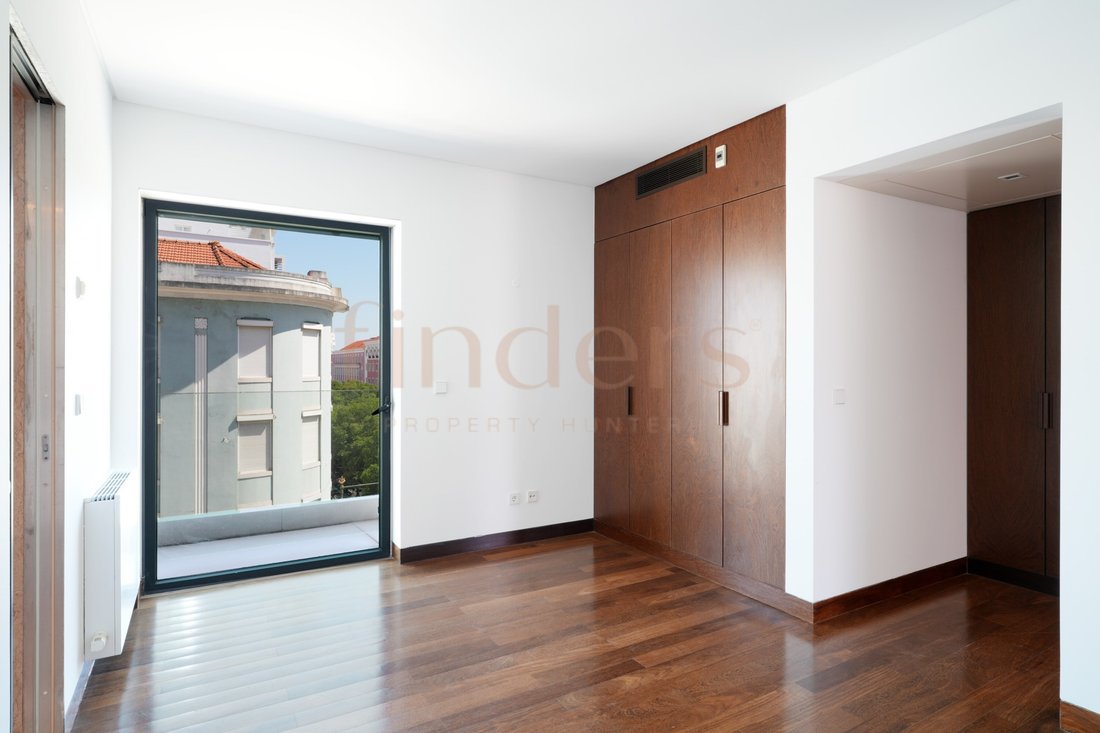 Apartment in Avenidas Novas, Lisbon, Portugal 5 - 18677917