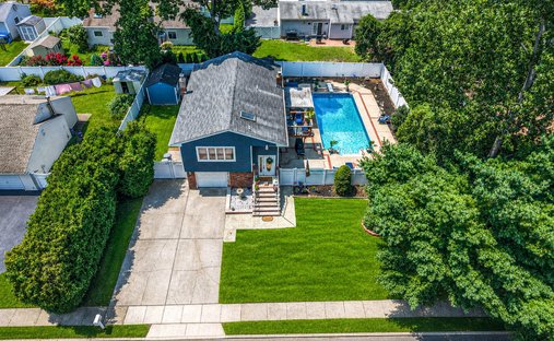 House in Farmingville, New York, United States 1