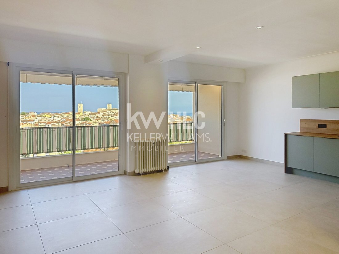 Apartamento en Les Cougoulins-Rastines, Antibes, Francia 2 - 17924832