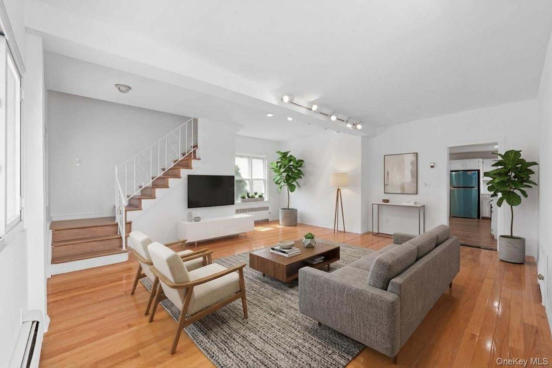 House in Inwood, New York, United States 5 - 18674469
