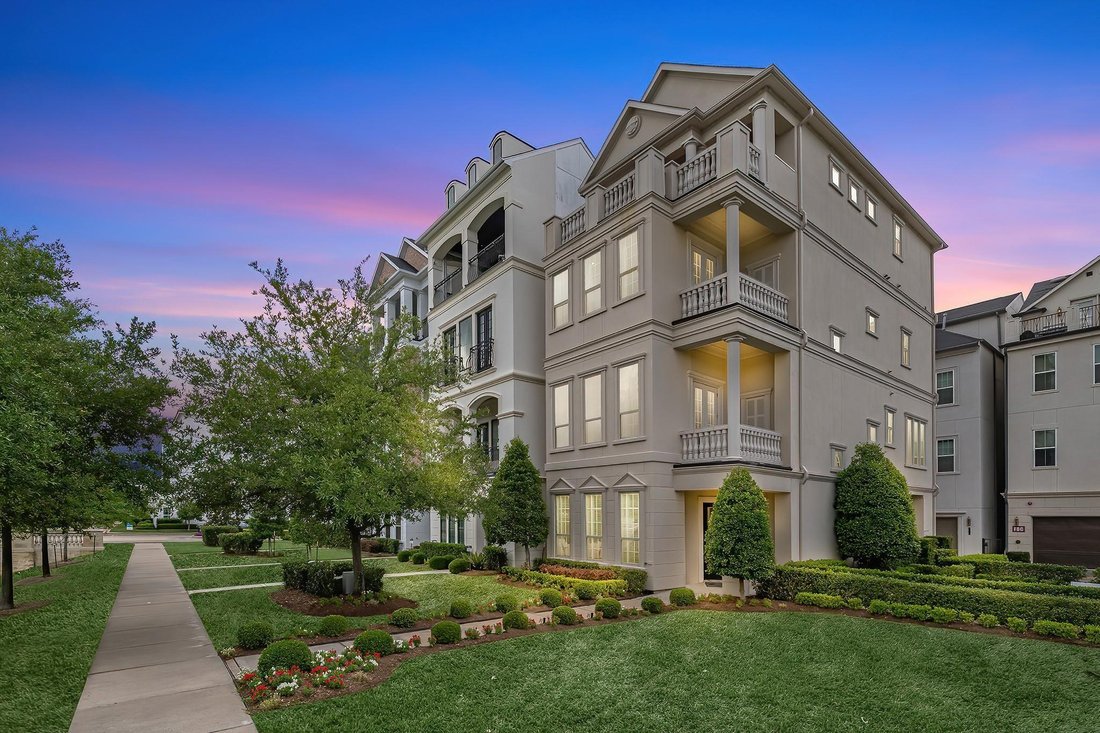 House in Houston, Texas, United States 1 - 18677325