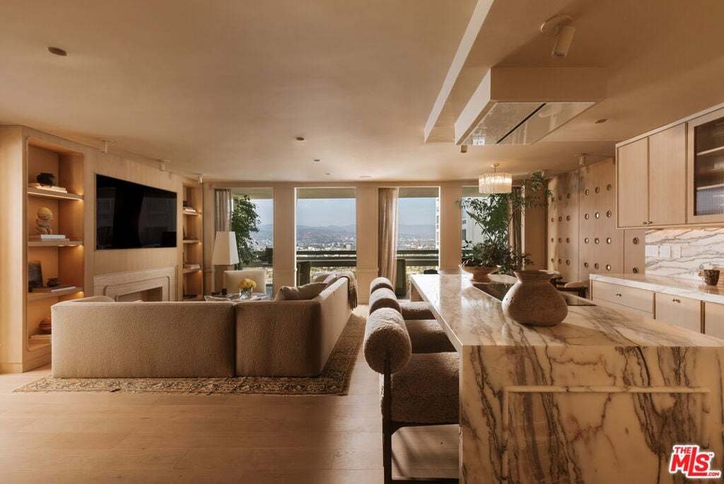 Appartement à Los Angeles, Californie, États-Unis 5 - 18653200
