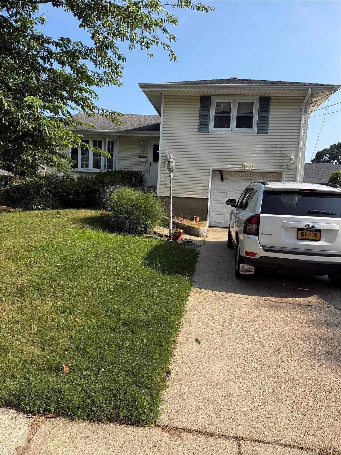 House in Massapequa, New York, United States 1 - 18677757