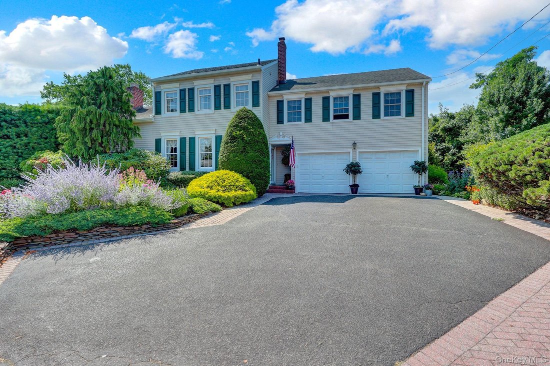 House in Massapequa, New York, United States 5 - 18677562