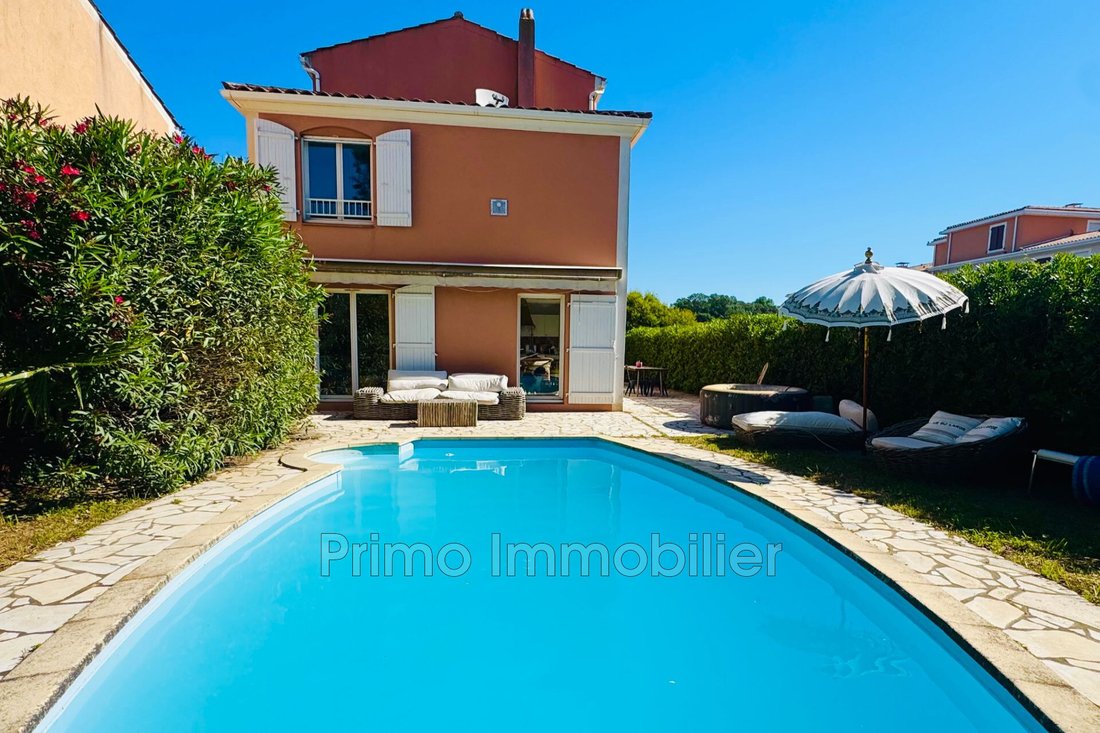Villa in Centre Ville, Cogolin, France 1 - 16964259