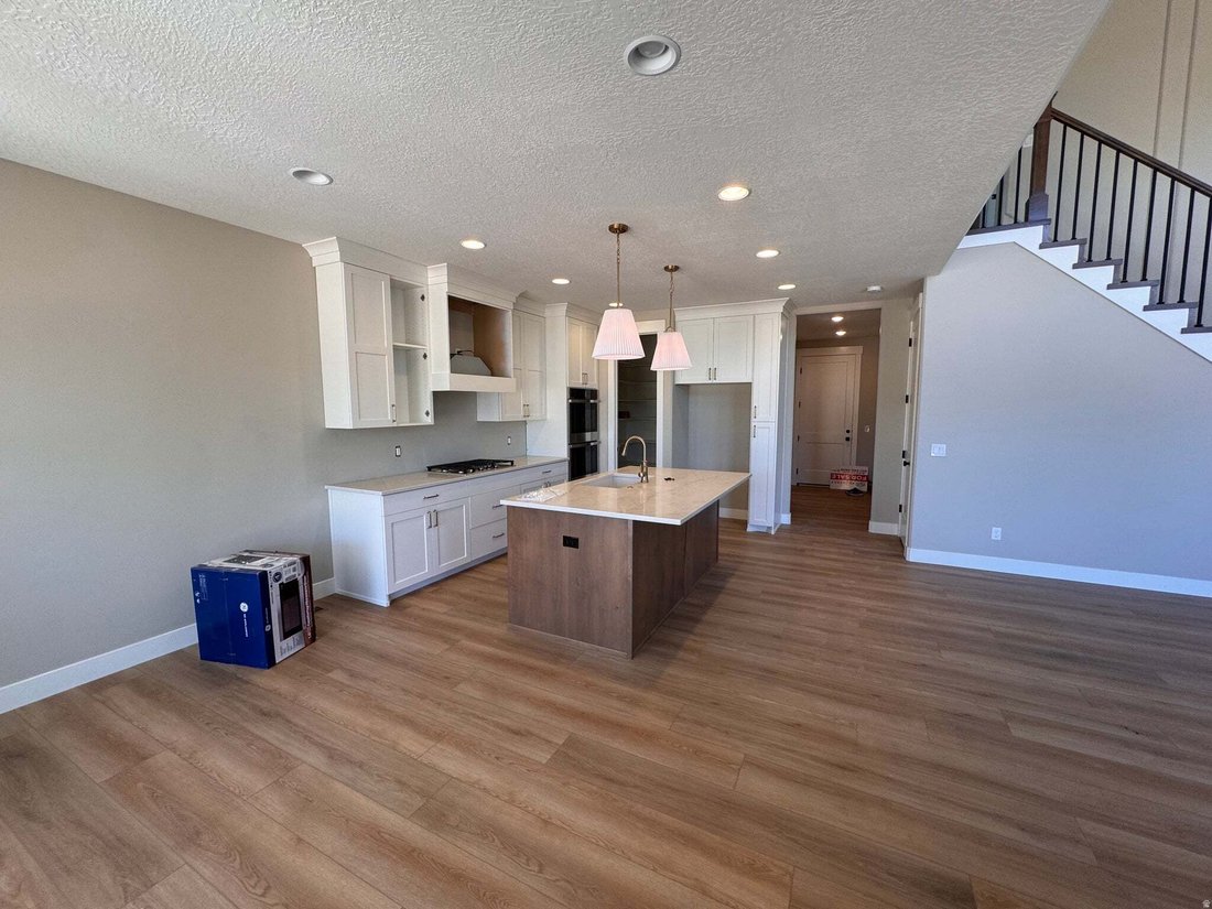 House in Layton, Utah, United States 5 - 18676607