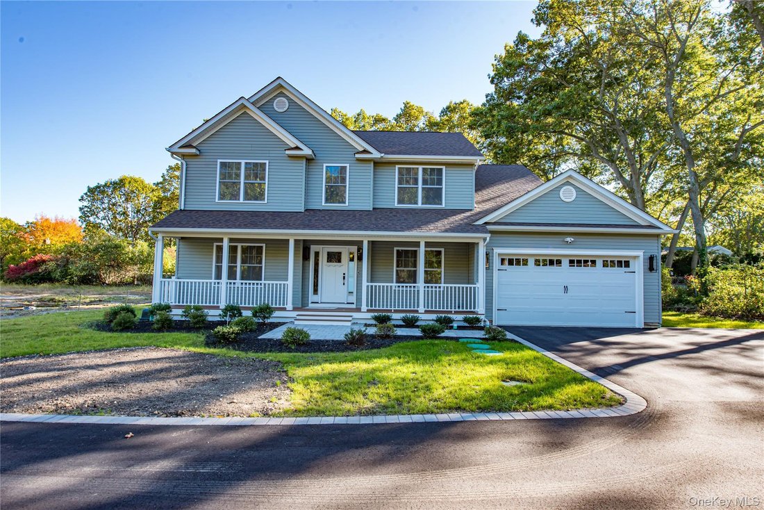 House in Centereach, New York, United States 4 - 18677698