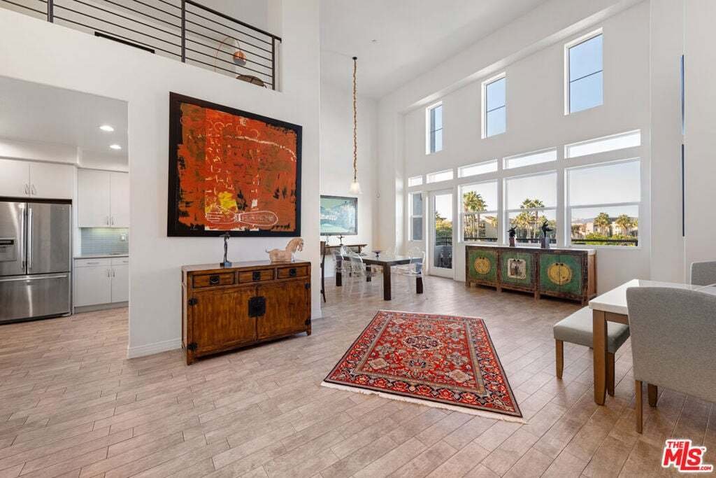 Condo in Los Angeles, California, United States 1 - 18675984