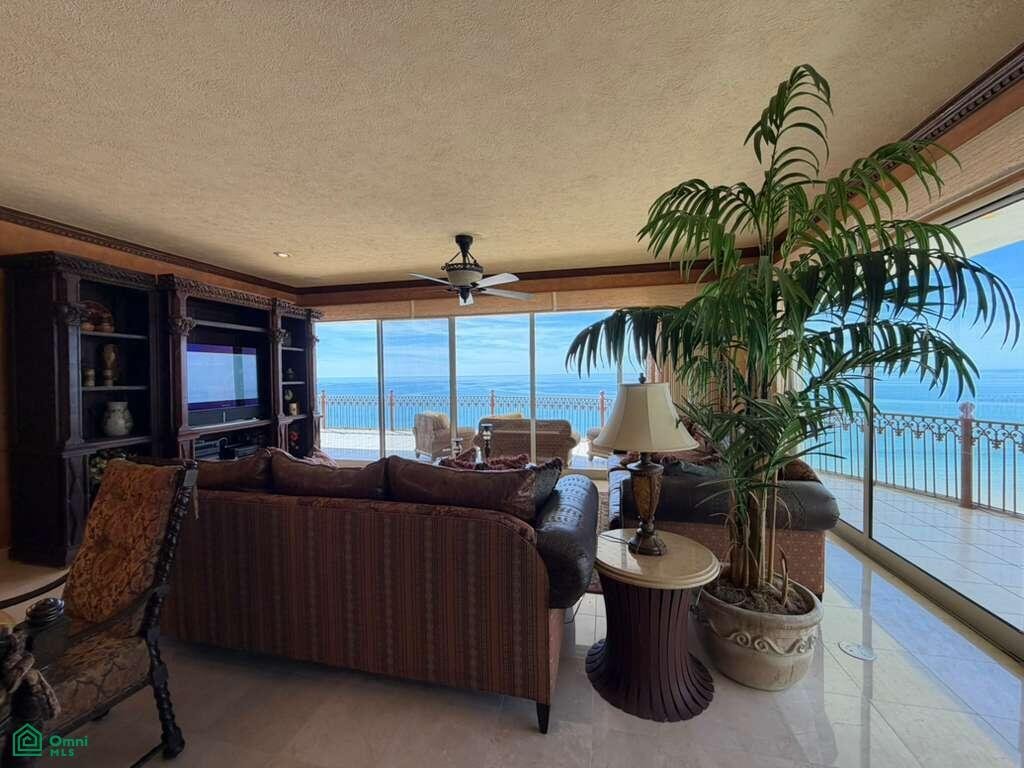 Condo in Puerto Peñasco, Sonora, Mexico 2 - 18592256