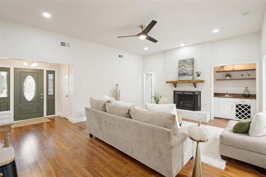 House in Plano, Texas, United States 2 - 18677175