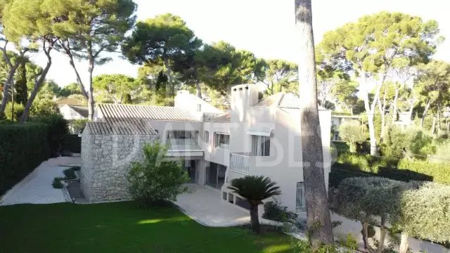 Villa in Les Bastides, Antibes, France 2 - 16617151