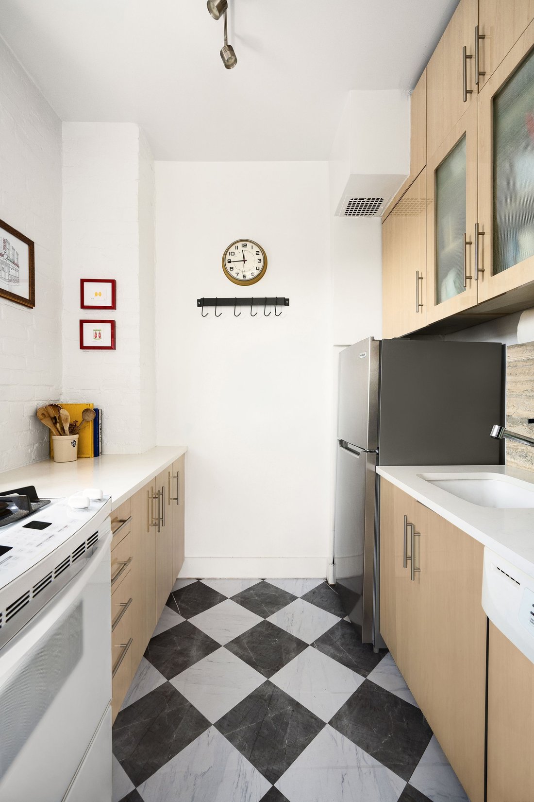 Co Op in New York, New York, United States 4 - 18678423