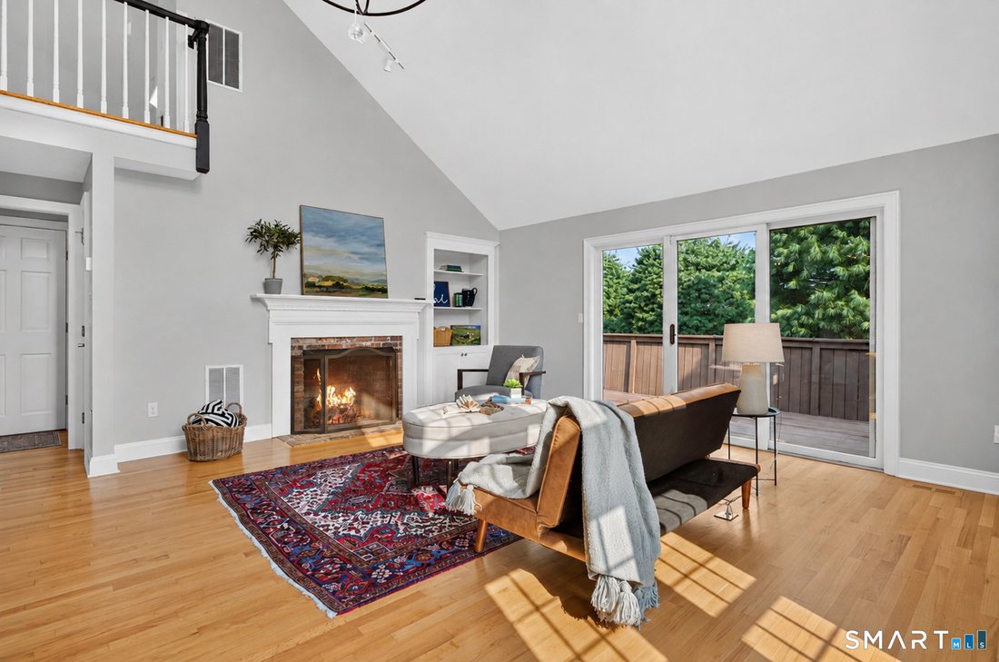 Condo in Glastonbury, Connecticut, United States 5 - 18677398