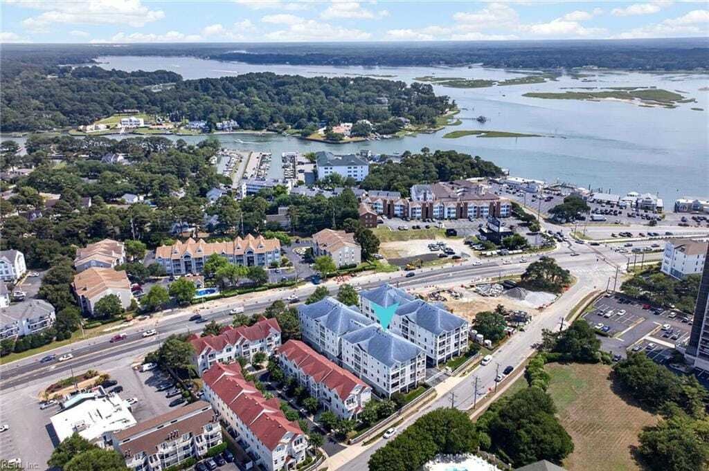 Condo in Virginia Beach, Virginia, United States 1 - 18678846