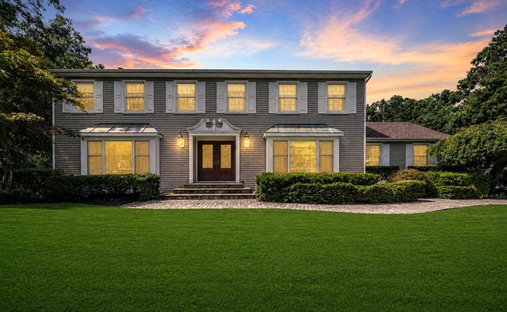 House in Port Jefferson Station, New York, United States 1