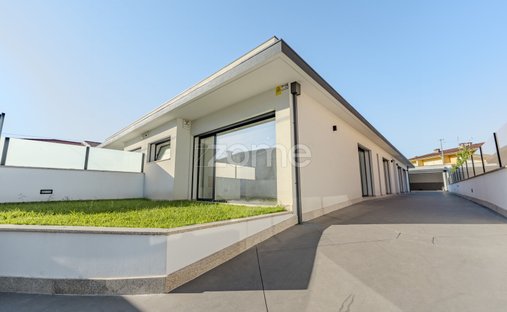 House in Merelim (Sao Pedro) e Frossos, Braga, Portugal 1